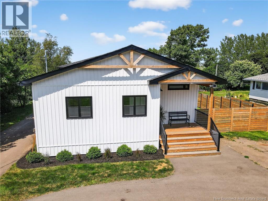 279 Hillsborough Road, Riverview, New Brunswick  E1B 1S3 - Photo 5 - NB132576