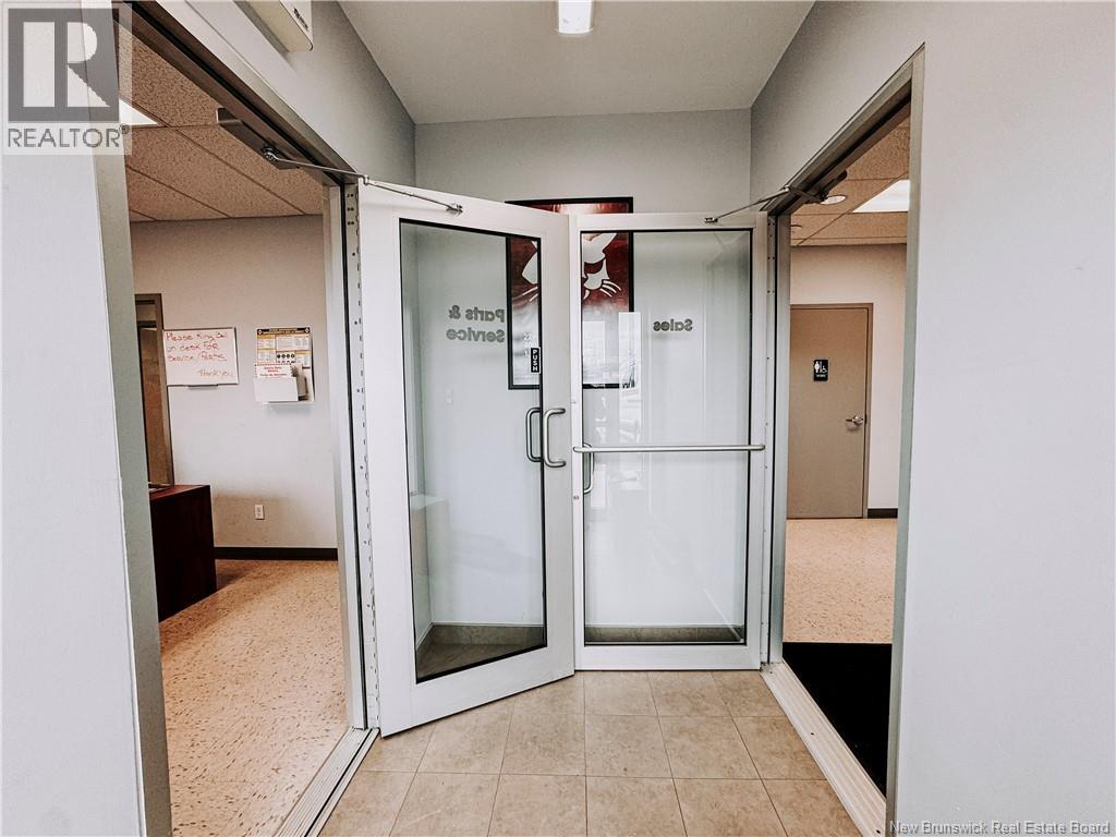 8 Galloway Street, Moncton, New Brunswick  E1H 2J4 - Photo 3 - NB137348