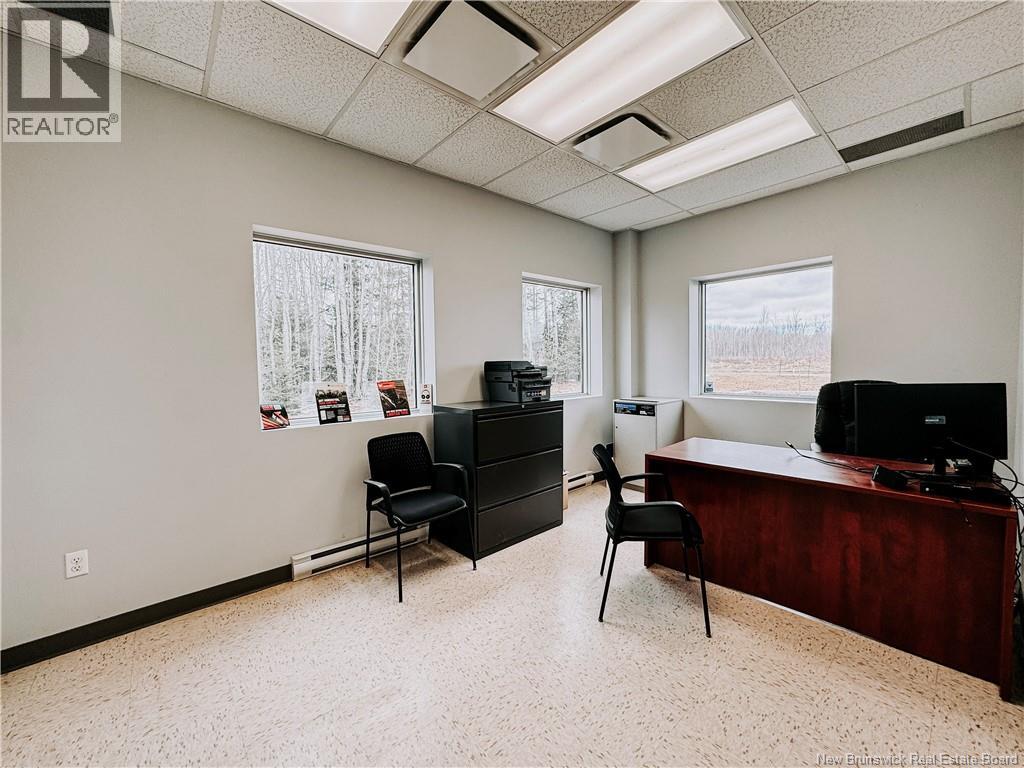 8 Galloway Street, Moncton, New Brunswick  E1H 2J4 - Photo 9 - NB137348