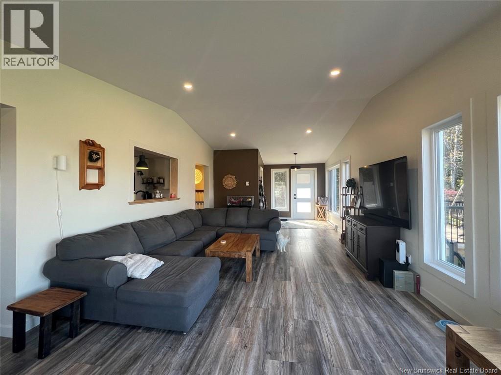5474 Centrale Road, Lac Baker, New Brunswick  E7A 1H7 - Photo 11 - NB137383