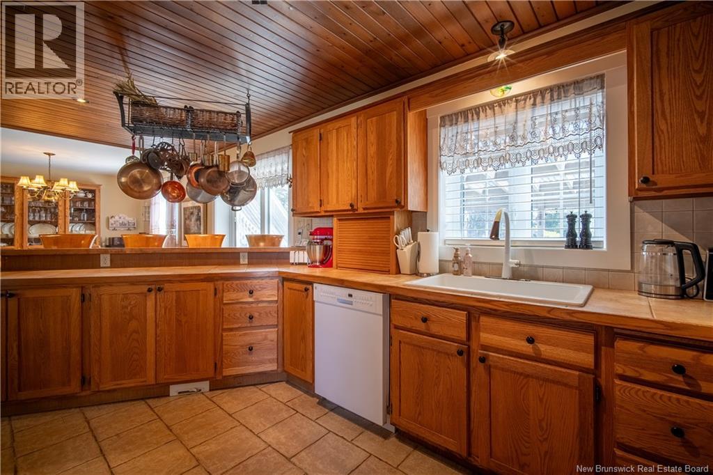 38 Cornwall Road, Shediac, New Brunswick  E4P 1P1 - Photo 12 - NB137382