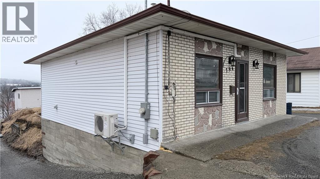 794 Saint Francois Street, Edmundston, New Brunswick  E3V 3W4 - Photo 2 - NB137388