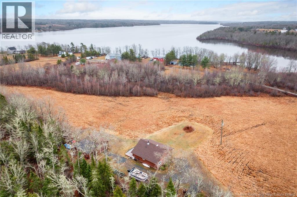1783 Lakeview Road, Cambridge-Narrows, New Brunswick  E4C 2B4 - Photo 10 - NB137398