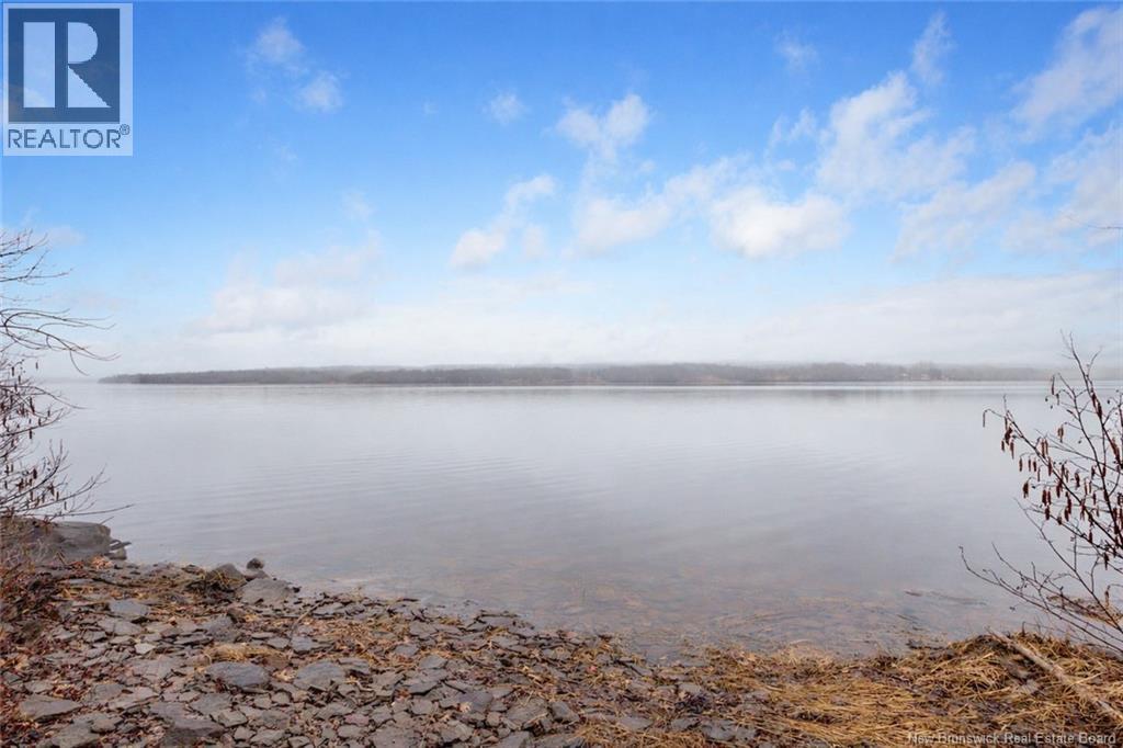 1783 Lakeview Road, Cambridge-Narrows, New Brunswick  E4C 2B4 - Photo 2 - NB137398