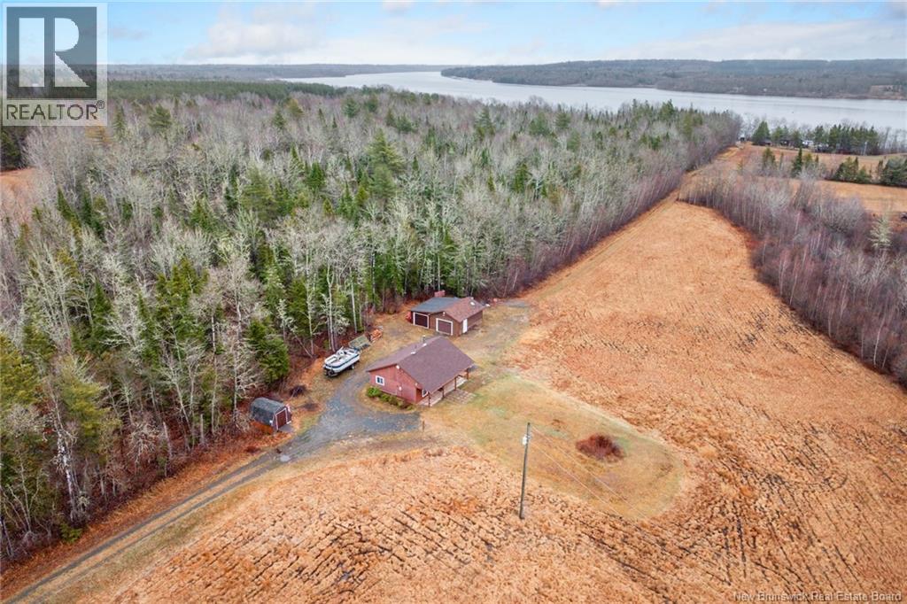 1783 Lakeview Road, Cambridge-Narrows, New Brunswick  E4C 2B4 - Photo 9 - NB137398