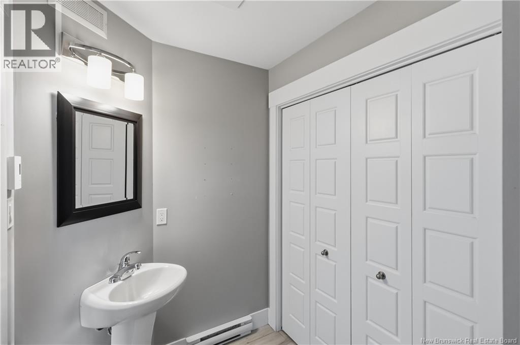 100 Lancefield, Moncton, New Brunswick  E1E 0E6 - Photo 19 - NB137482