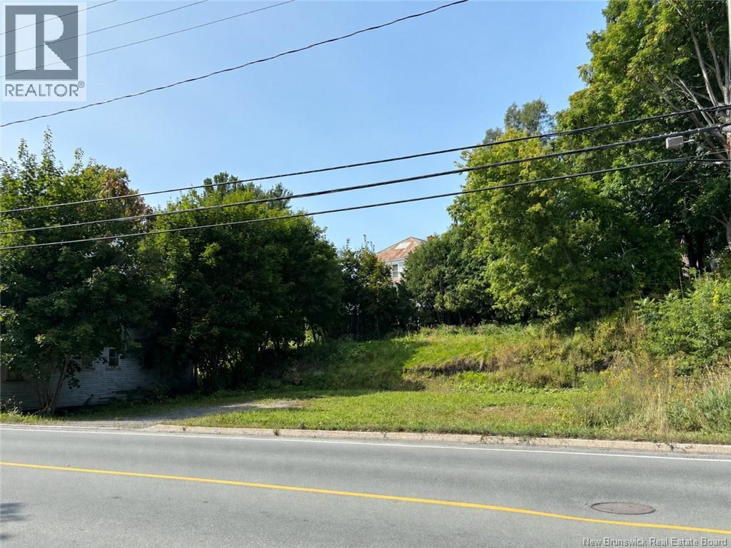 465 Main Street, Woodstock, New Brunswick  E7M 2C1 - Photo 4 - NB137300
