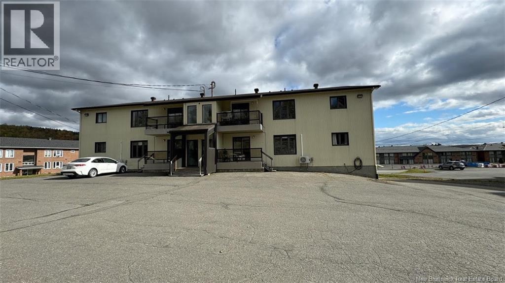 20 Bateman Avenue, Edmundston, New Brunswick E3V 4A9 - Photo 2 - NB137557