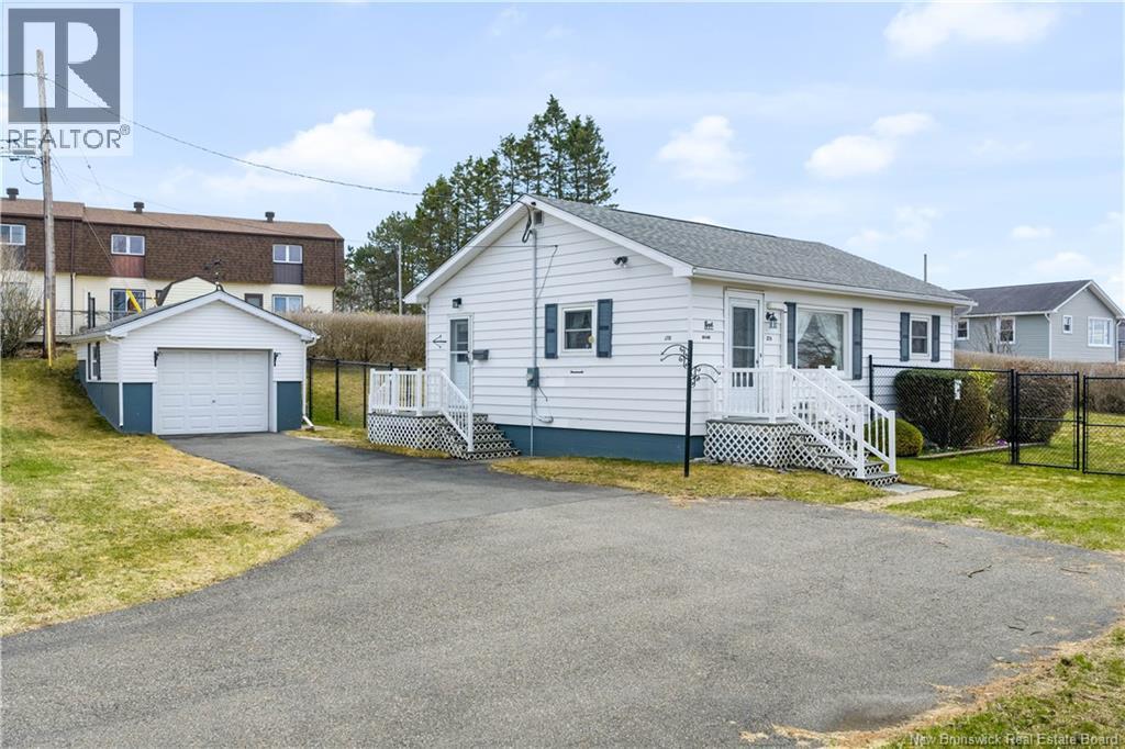 278 Molson Avenue, Saint John, New Brunswick  E2M 3J7 - Photo 1 - NB137549