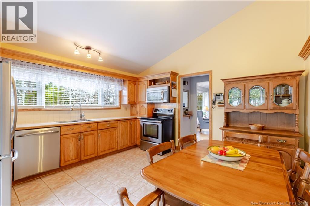 57 Mcnair Drive, Nackawic, New Brunswick  E6G 1A4 - Photo 20 - NB137539