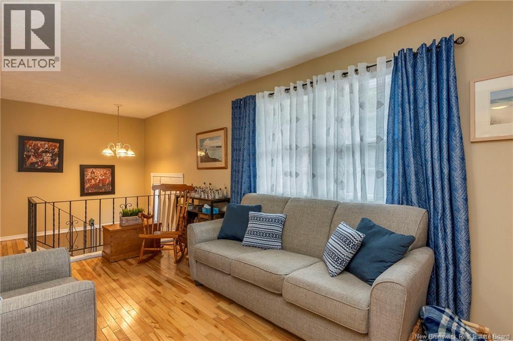 418 Tartan Street, Saint John, New Brunswick  E2K 2R7 - Photo 2 - NB137699