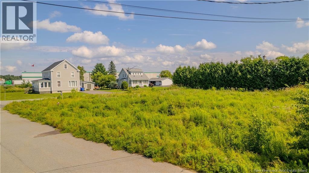 4 Groom Street, St. Stephen, New Brunswick  E3L 0A9 - Photo 7 - NB137493