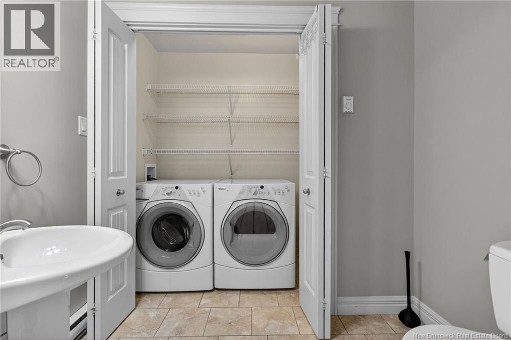 913 Bernard, Dieppe, New Brunswick  E1A 4A6 - Photo 17 - NB135985