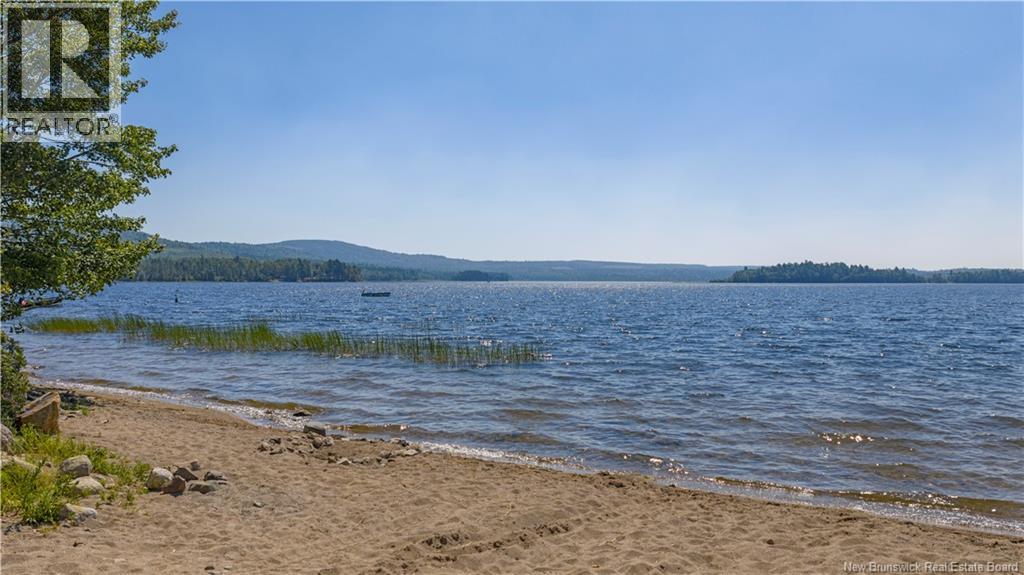 S S. Oromocto Lake Road, Clarendon, New Brunswick  E2L 2S6 - Photo 21 - NB137432