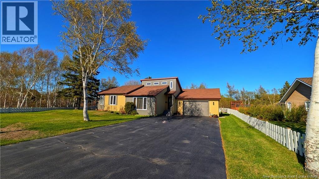 27 Rue du Bicentenaire Street, Caraquet, New Brunswick