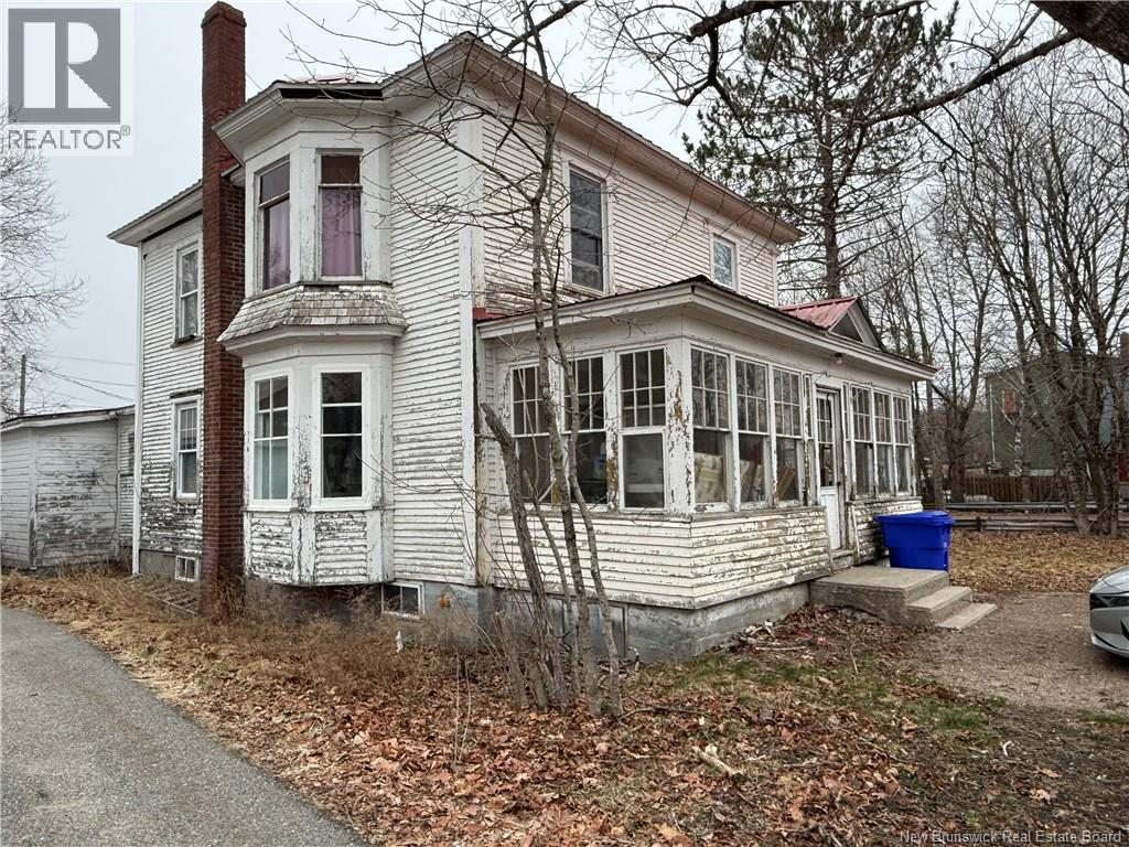13 Lake Avenue, McAdam, New Brunswick