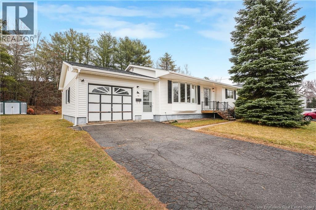 42 River Street, Fredericton, New Brunswick  E3A 4L7 - Photo 1 - NB137883