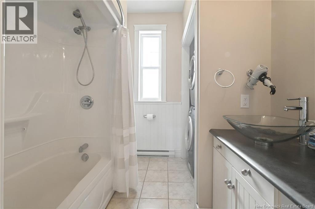 94 Newton Unit# A, Moncton, New Brunswick  E1E 3A4 - Photo 17 - NB137380