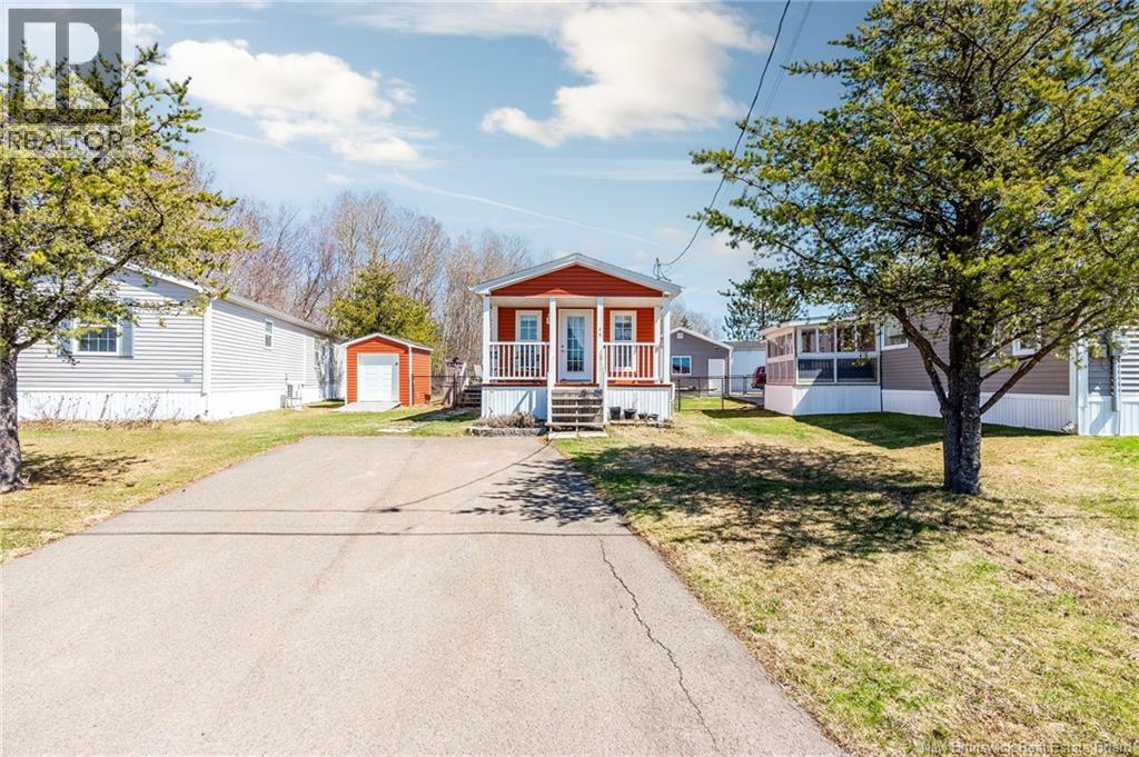 15 Telex, Dieppe, New Brunswick  E1A 7X6 - Photo 2 - NB137969