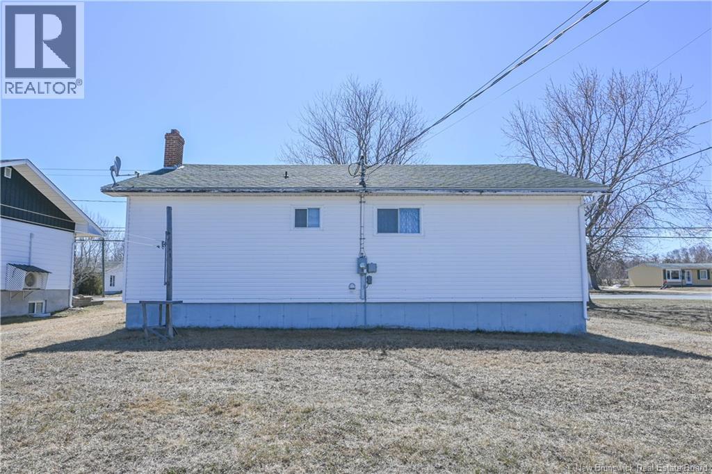 1004 Saint-Joseph Boulevard, Saint-Léolin, New Brunswick  E8N 2S3 - Photo 4 - NB138050