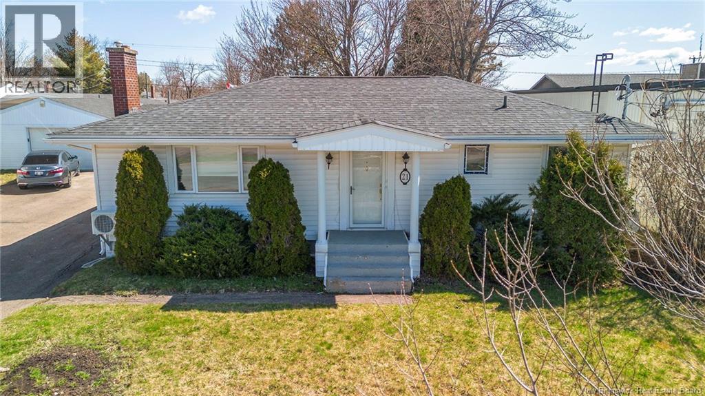 21 Mount Royal Boulevard, Moncton, New Brunswick