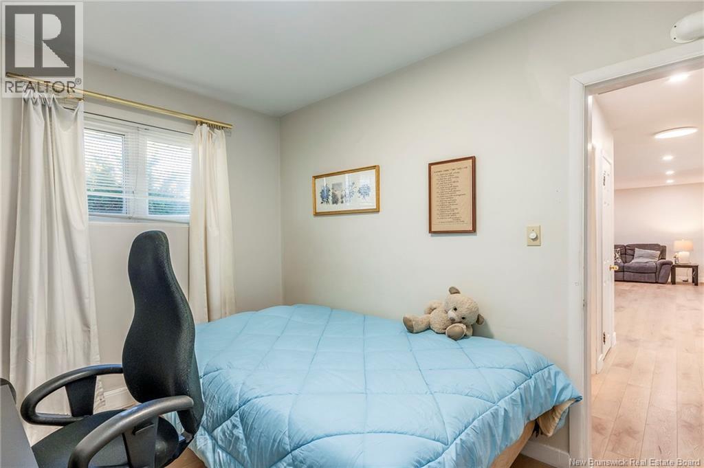21 Mount Royal Boulevard, Moncton, New Brunswick  E1E 2T9 - Photo 22 - NB137946