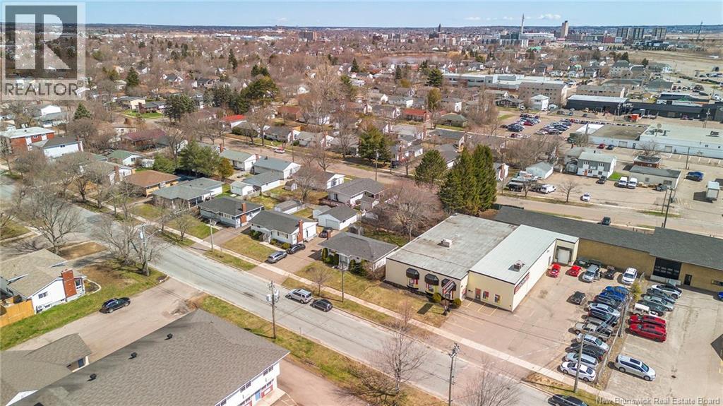 21 Mount Royal Boulevard, Moncton, New Brunswick  E1E 2T9 - Photo 46 - NB137946