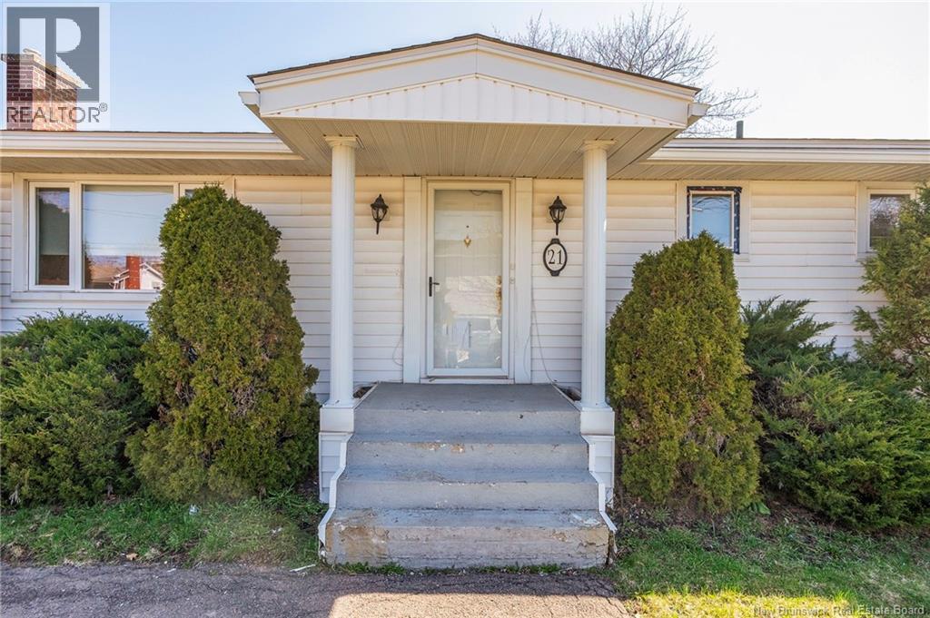 21 Mount Royal Boulevard, Moncton, New Brunswick  E1E 2T9 - Photo 50 - NB137946
