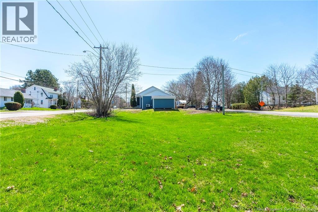 42 Stewart Avenue, Sussex, New Brunswick  E4E 2E6 - Photo 9 - NB138136