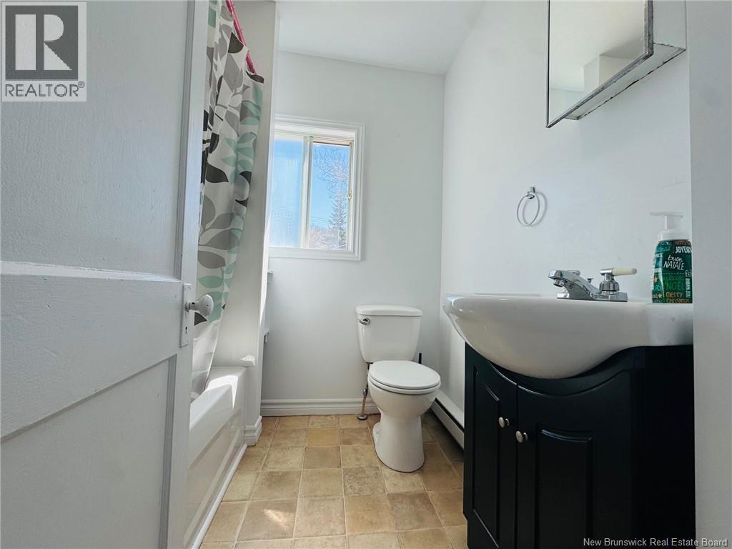 420 Well Street, Dalhousie, New Brunswick  E8C 2W3 - Photo 8 - NB138308