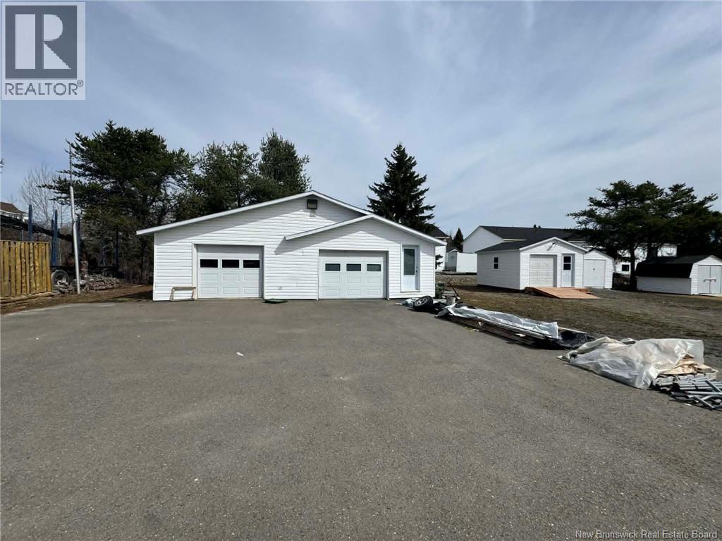 7 Rue Du Parc, Kedgwick, New Brunswick  E8B 1E2 - Photo 1 - NB138396