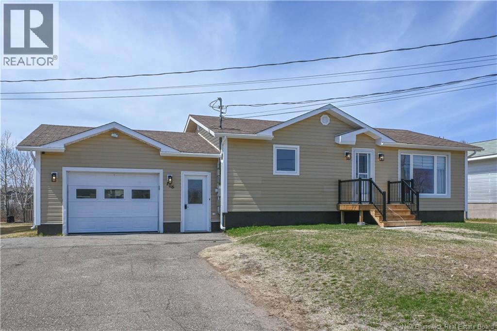 106 des Champs Street, Lamèque, New Brunswick
