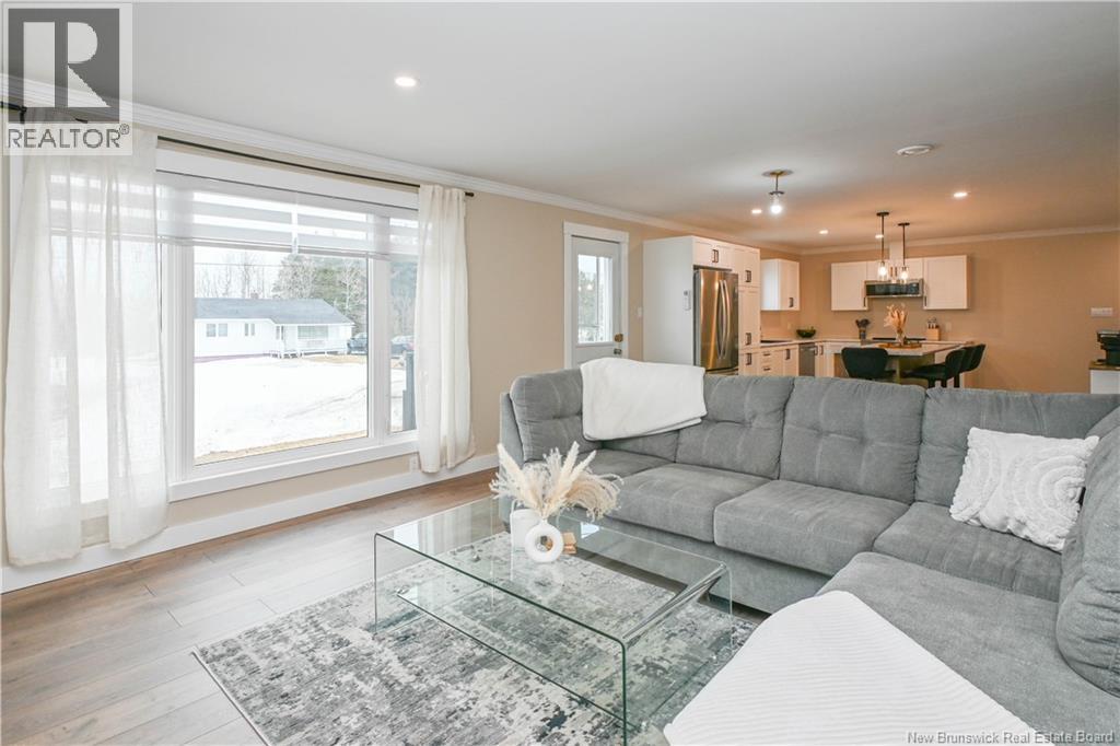 106 Des Champs Street, Lamèque, New Brunswick  E8T 1E7 - Photo 18 - NB138421