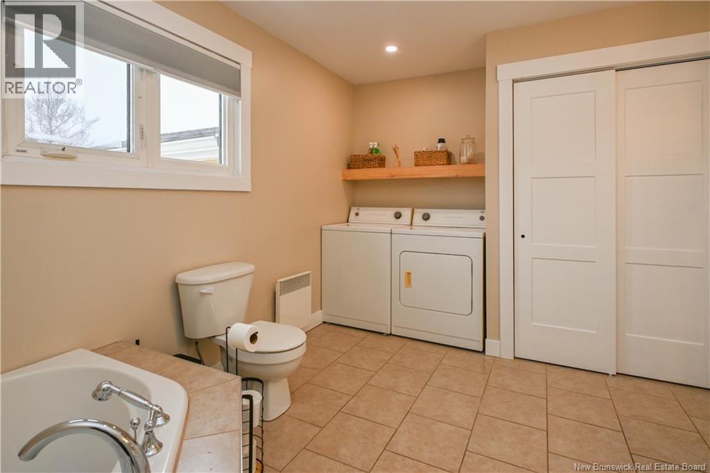 106 Des Champs Street, Lamèque, New Brunswick  E8T 1E7 - Photo 24 - NB138421