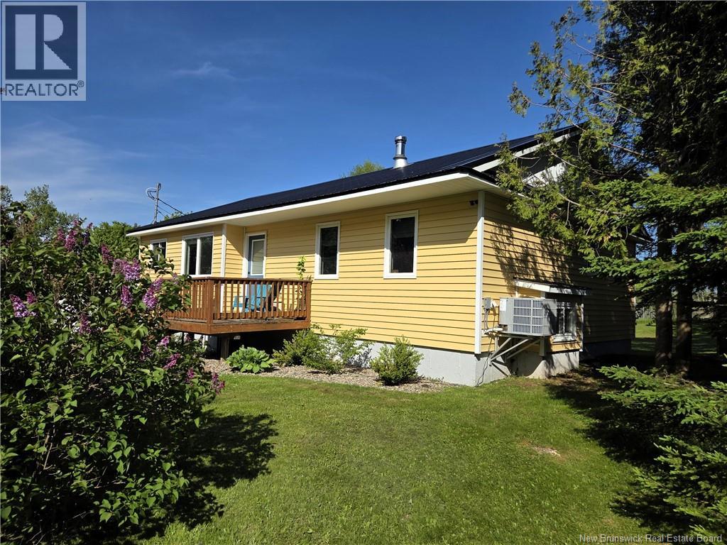 75 Hesler Drive, Sackville, New Brunswick  E4L 3E7 - Photo 2 - NB138489