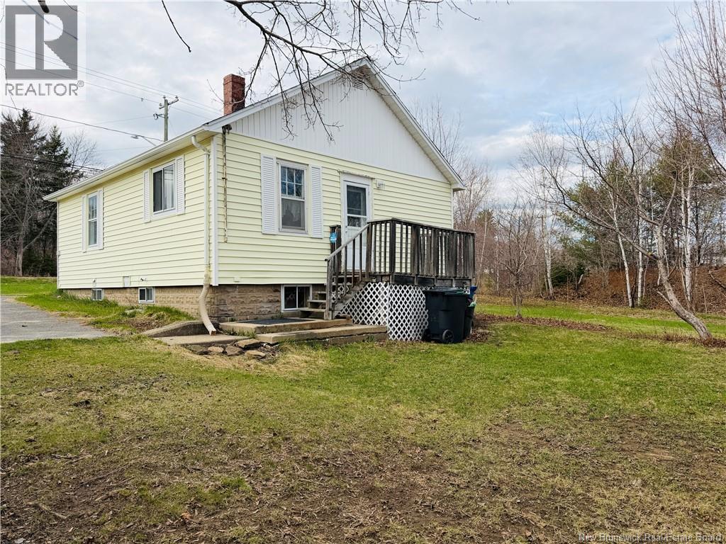 590 Old King George Hwy, Miramichi, New Brunswick  E1V 1K1 - Photo 4 - NB138483