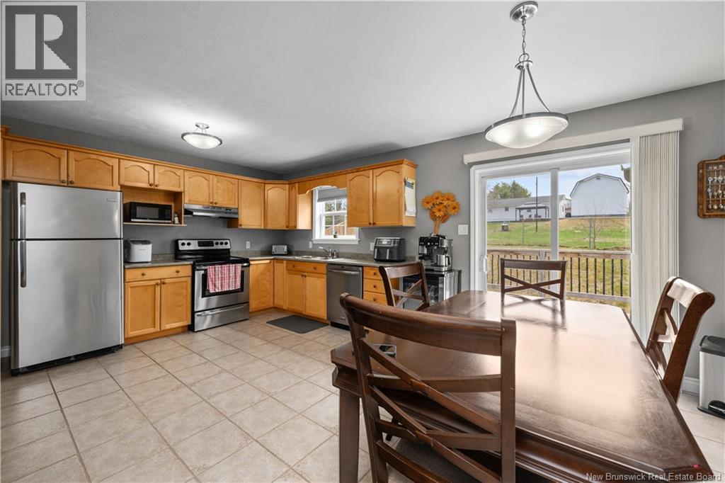 75 Anik, Dieppe, New Brunswick  E1A 7S1 - Photo 11 - NB137933