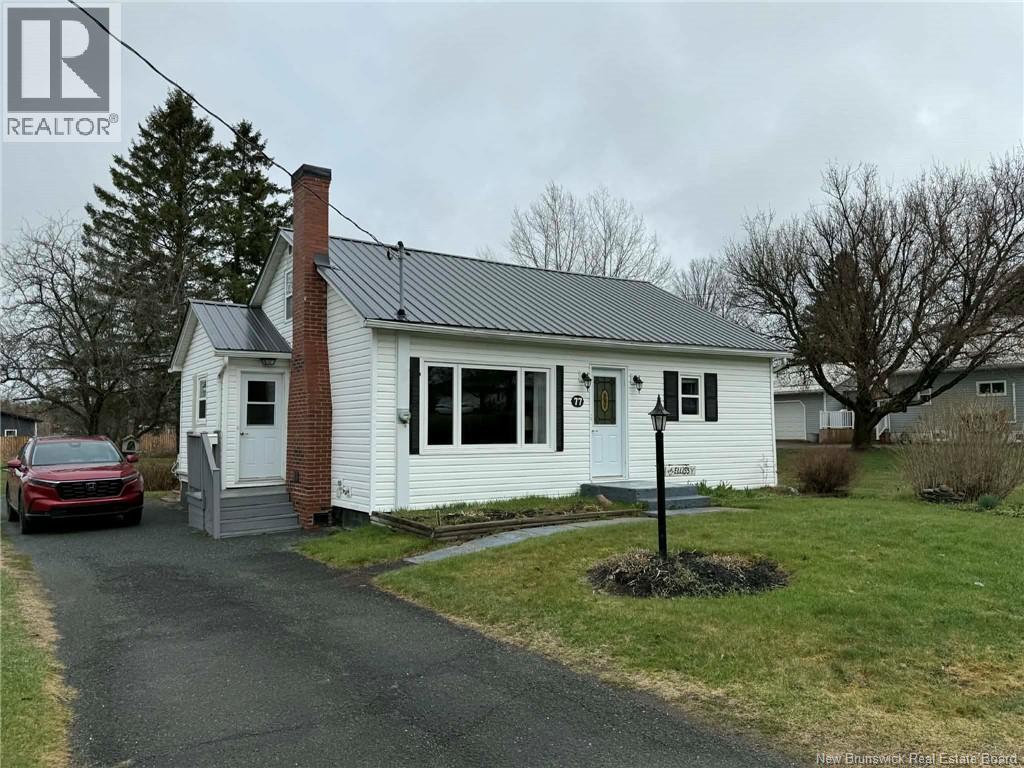 77 Hillcrest Street, Hartland, New Brunswick  E7P 1M9 - Photo 1 - NB138563