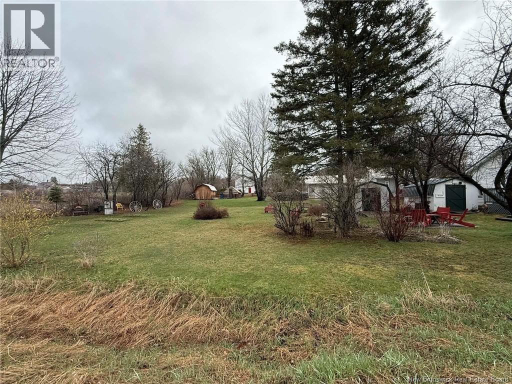 77 Hillcrest Street, Hartland, New Brunswick  E7P 1M9 - Photo 7 - NB138563