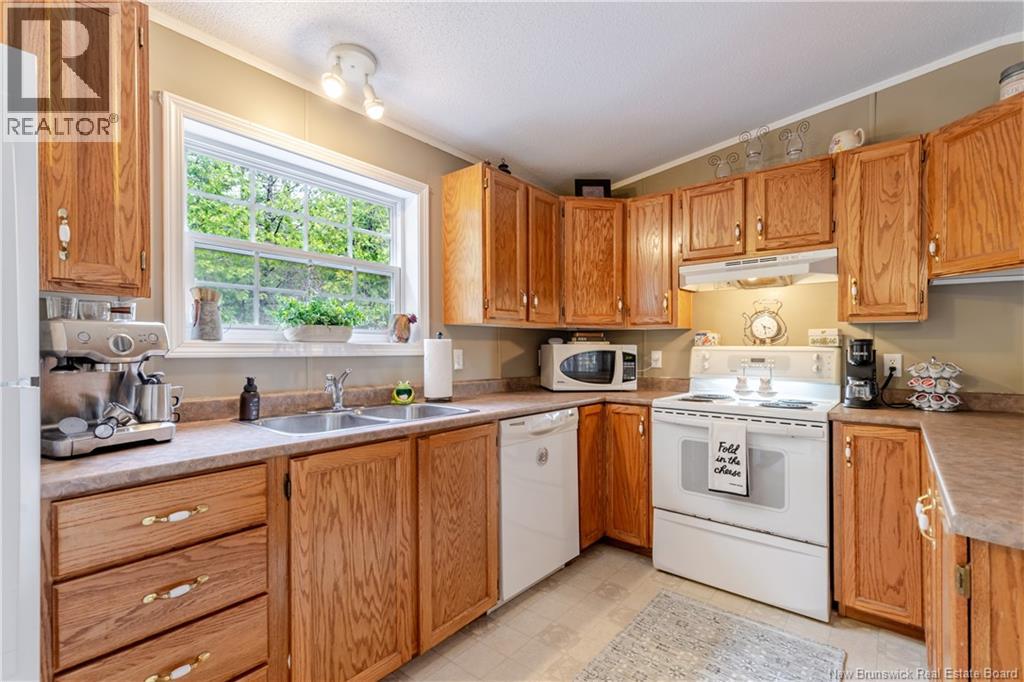 81 Mccain Drive, Waasis, New Brunswick  E3B 9E4 - Photo 12 - NB138319