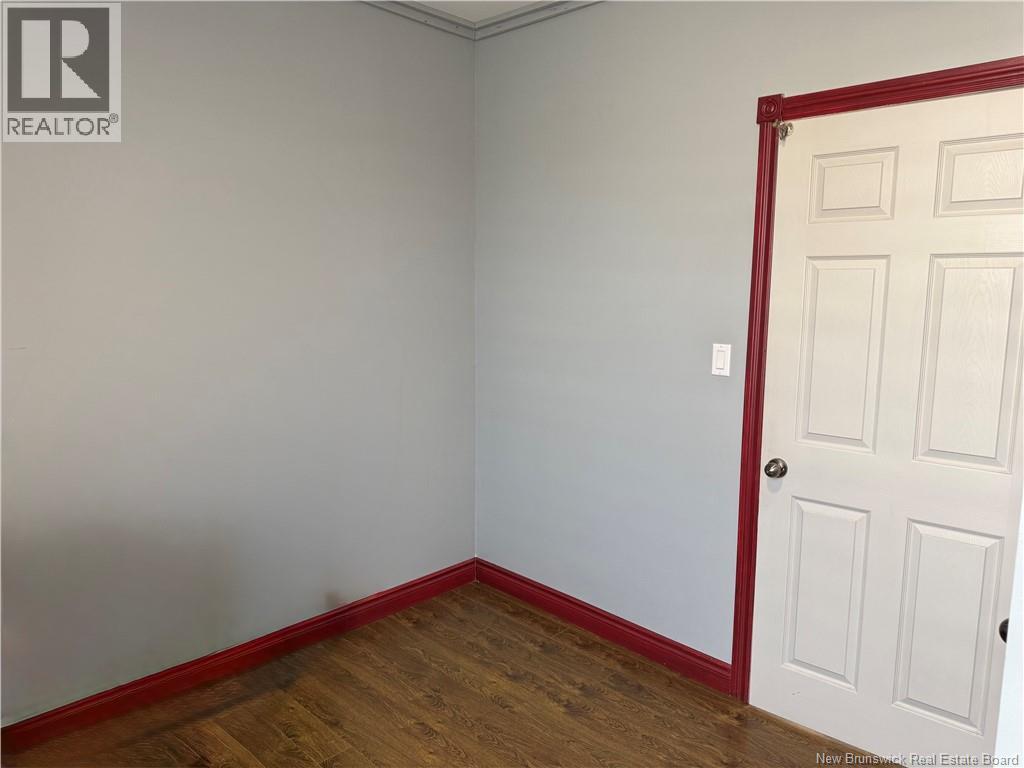 300 Boulevard St-Pierre Ouest, Caraquet, New Brunswick  E1W 1A3 - Photo 17 - NB138852