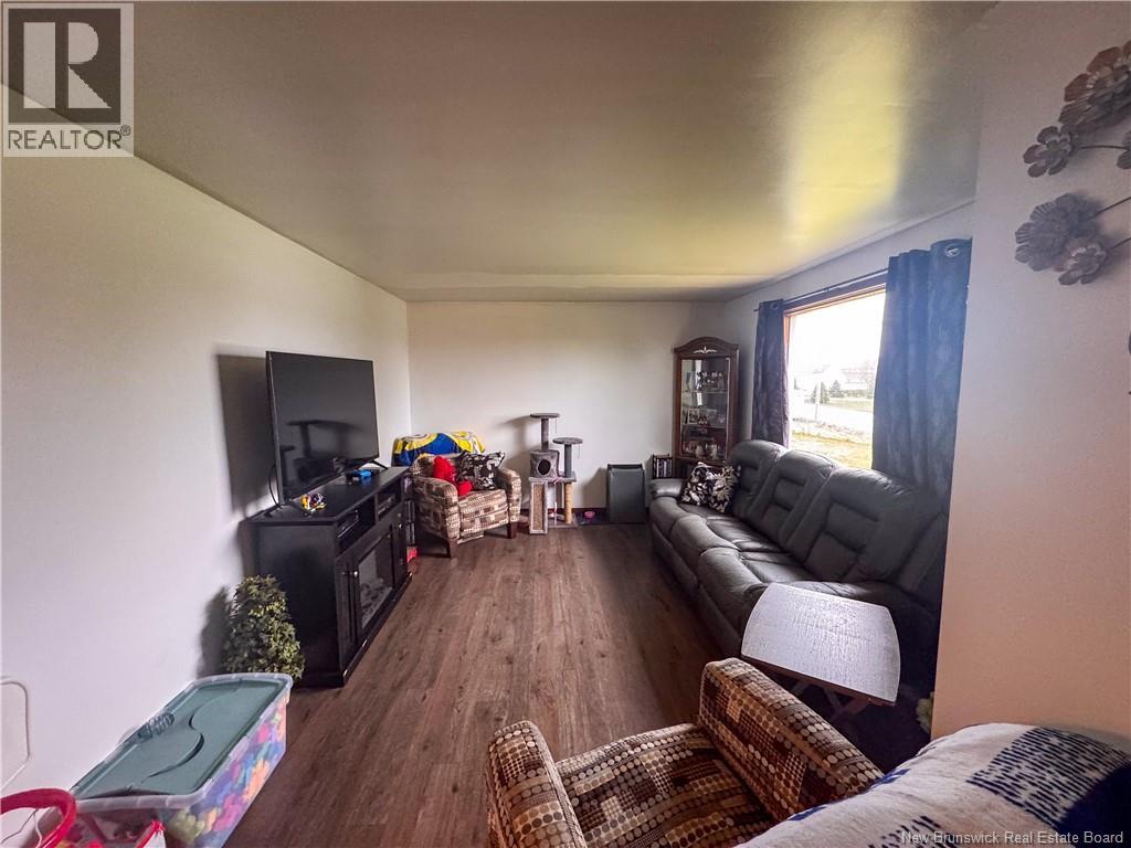 205 Houlton Street, Woodstock, New Brunswick  E7M 4L7 - Photo 11 - NB138926