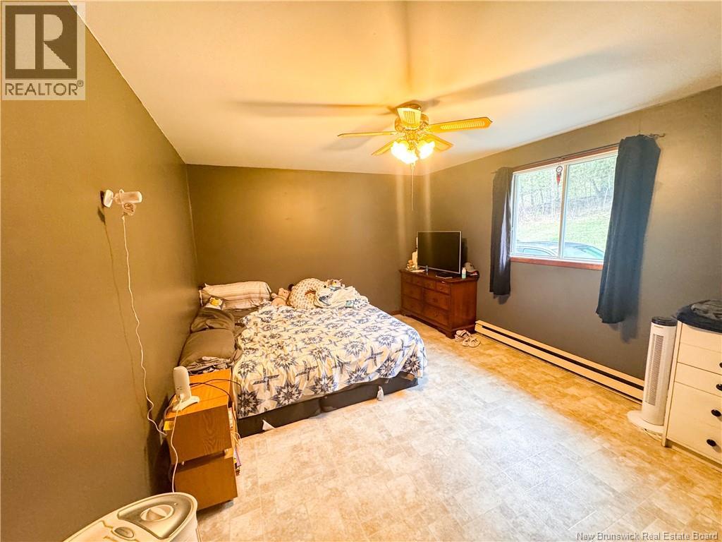 205 Houlton Street, Woodstock, New Brunswick  E7M 4L7 - Photo 17 - NB138926