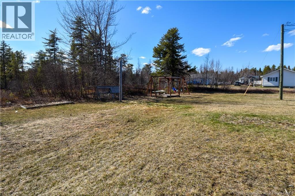 24 Norman, Pointe-À-Tom, New Brunswick  E1X 3W8 - Photo 4 - NB139041