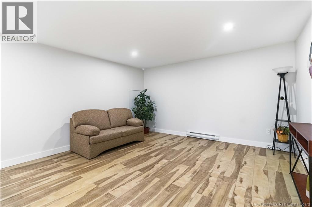 607 Royal Oaks Boulevard, Moncton, New Brunswick  E1H 0G2 - Photo 31 - NB139125