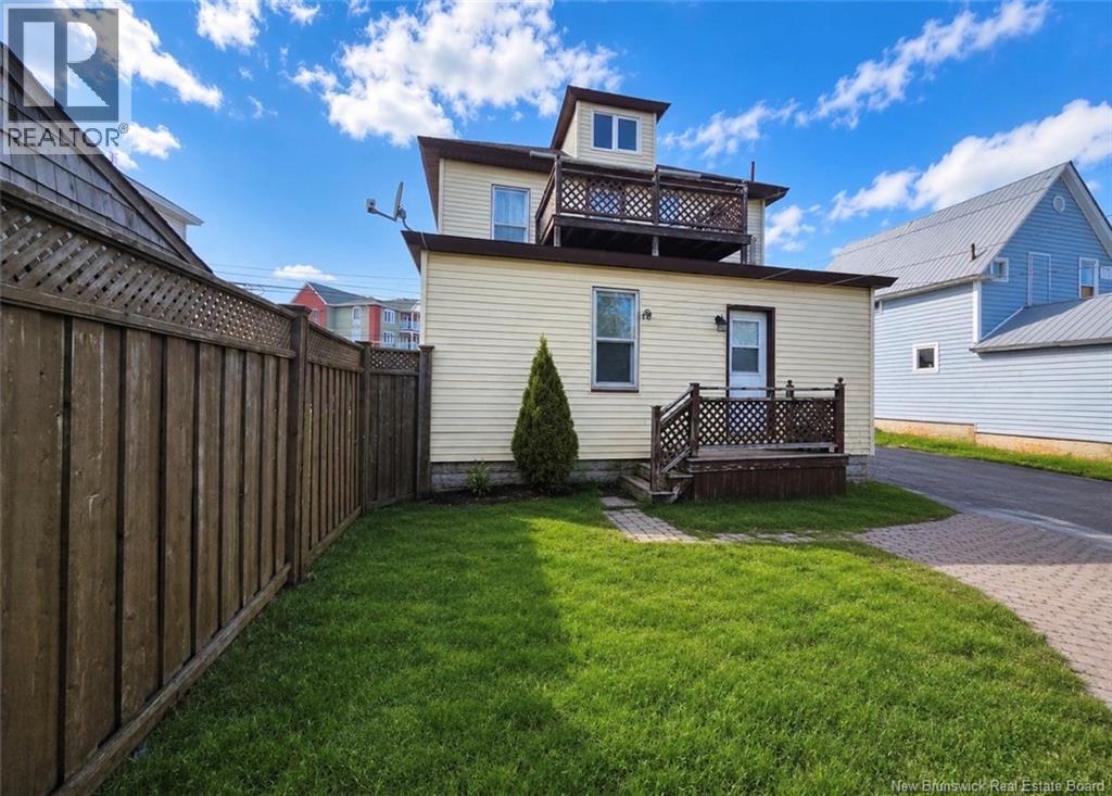 1658-1660 Main Street, Moncton, New Brunswick  E1E 1G6 - Photo 3 - NB138494
