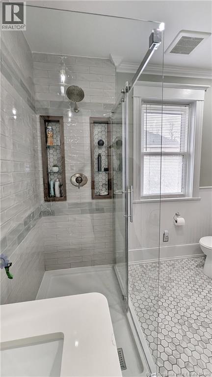 575 Murray Avenue, Bathurst, New Brunswick  E2A 1T8 - Photo 11 - NB139141