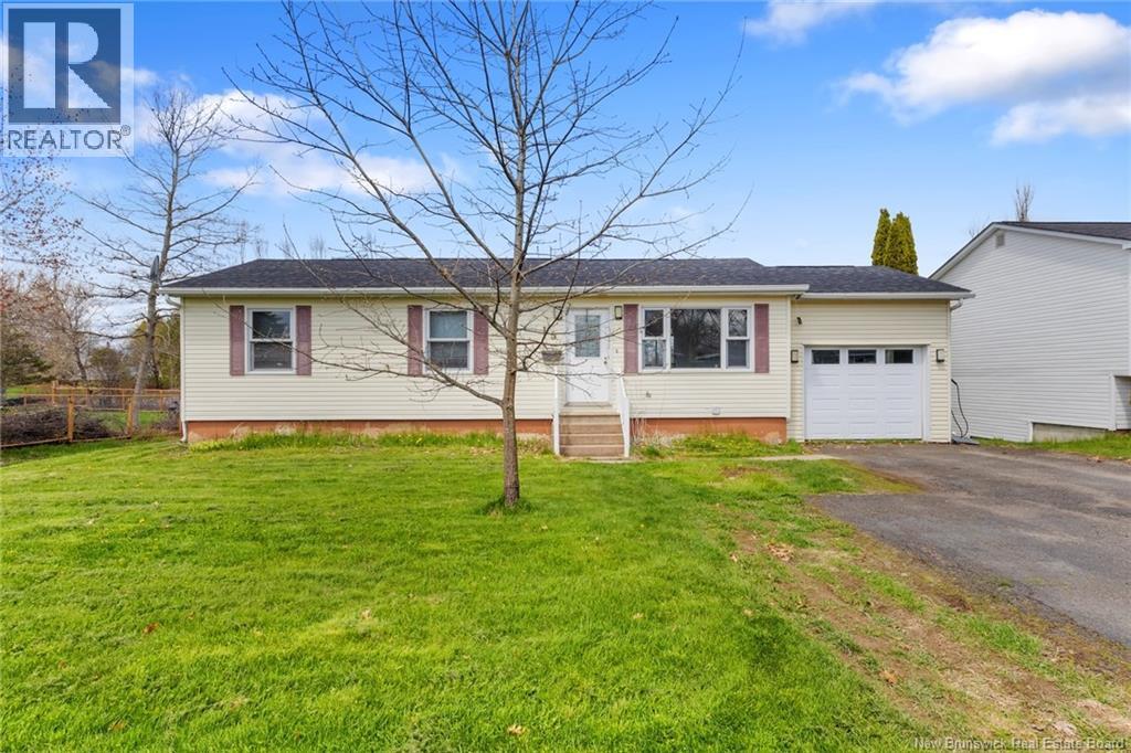 15 Coronation Court, Oromocto, New Brunswick
