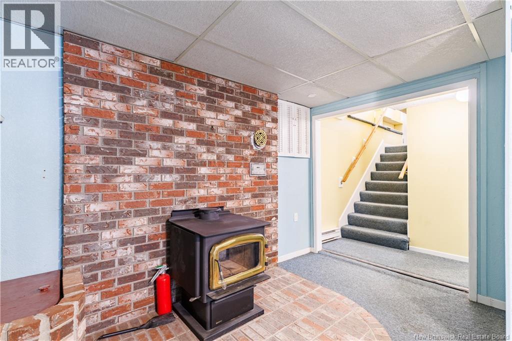 404 Glengarry Place, Fredericton, New Brunswick  E3B 5Z9 - Photo 23 - NB136845