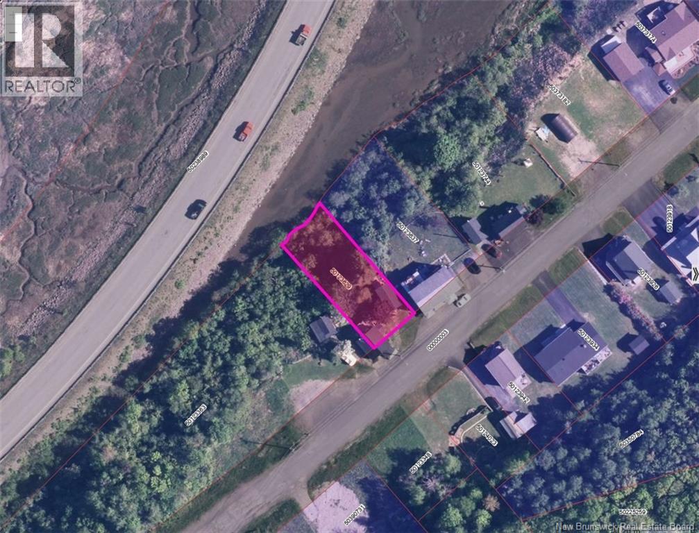 61 Sunset Drive, Campbellton, New Brunswick  E3N 1S4 - Photo 2 - NB139489